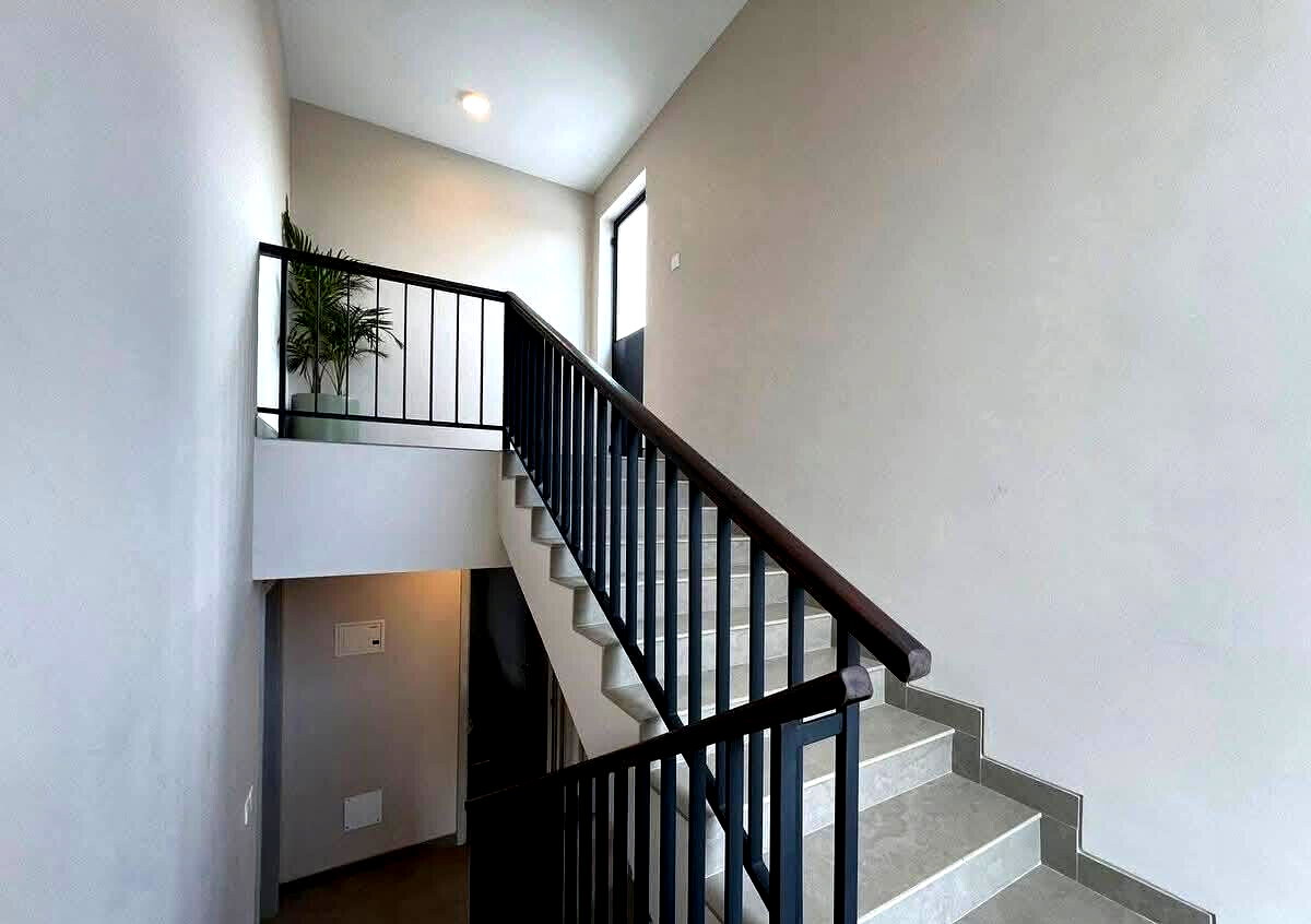 4BR Duplex & Triplex Townhouses with Rooftop Terrace & Pool – Langata
