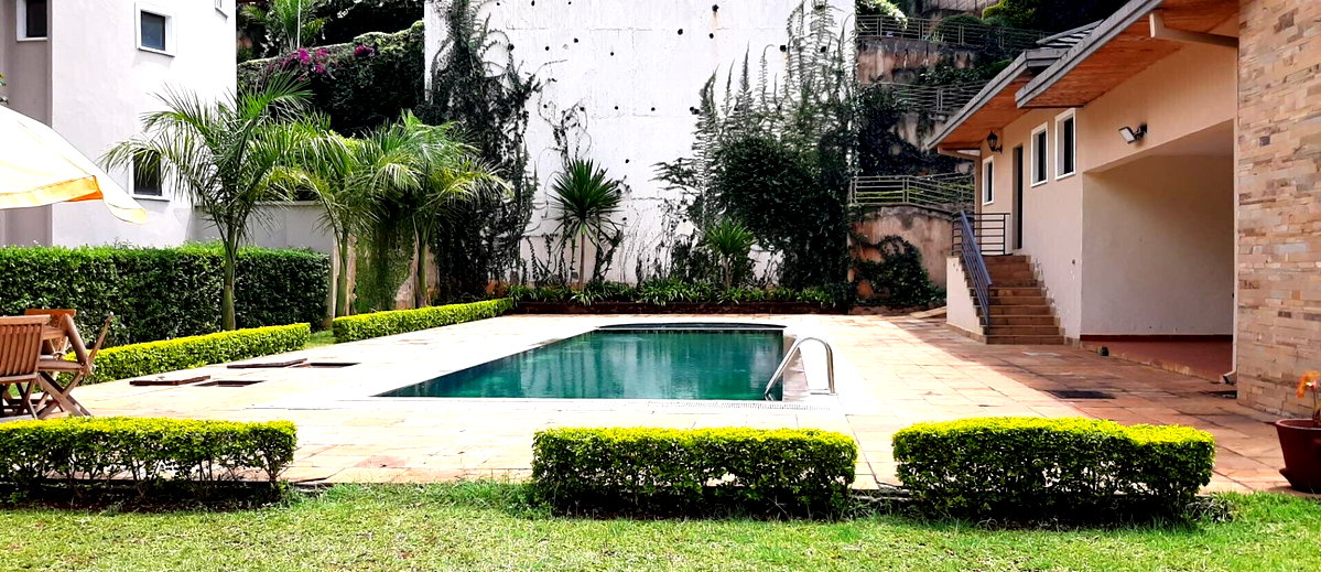 5 En-Suite Townhouse with Fireplace & Pool - Kitisuru