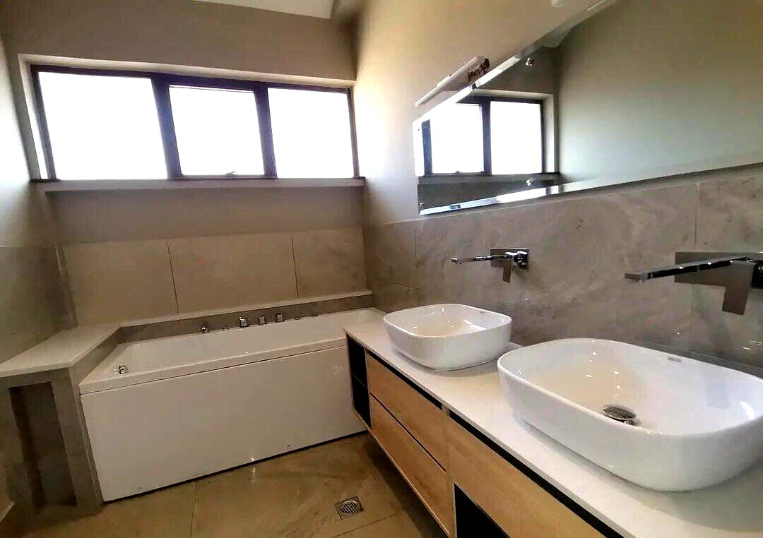 4-Ensuite Townhouse with Clubhouse & Gym – Karen