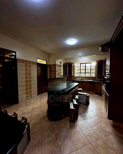 5bdrm Townhouse / Terrace in Convent Drive, Lavington for rent - Image 3