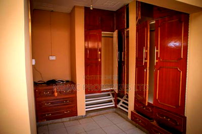 5bdrm Maisonette in Makongeni / Thika for rent - Image 8