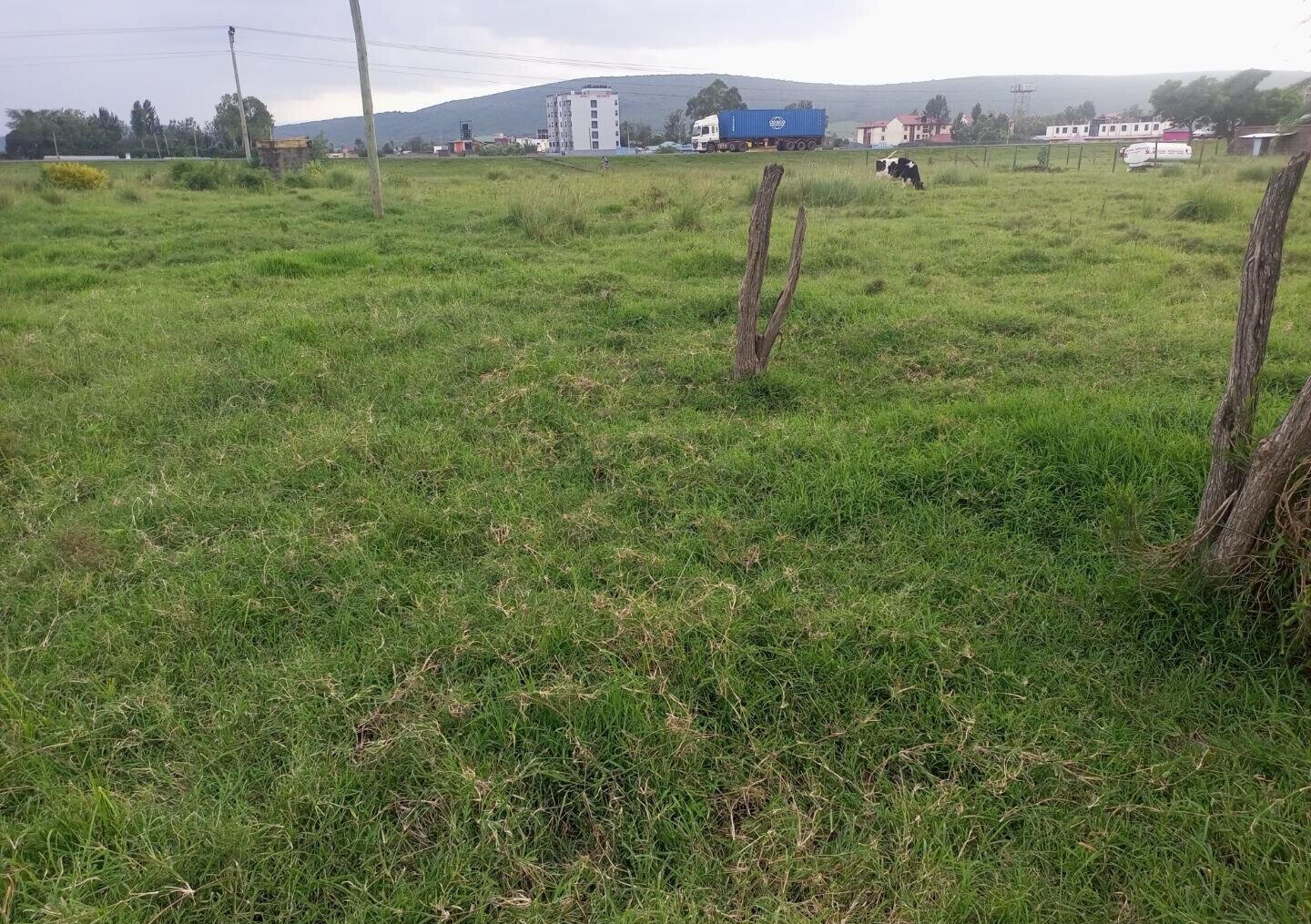 0.99 Acre Plot with Garden in Pipeline JB