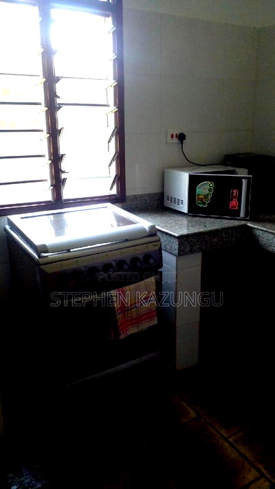 Furnished 2bdrm House in Golf &amp; Living Villas, Ukunda for rent - Image 4