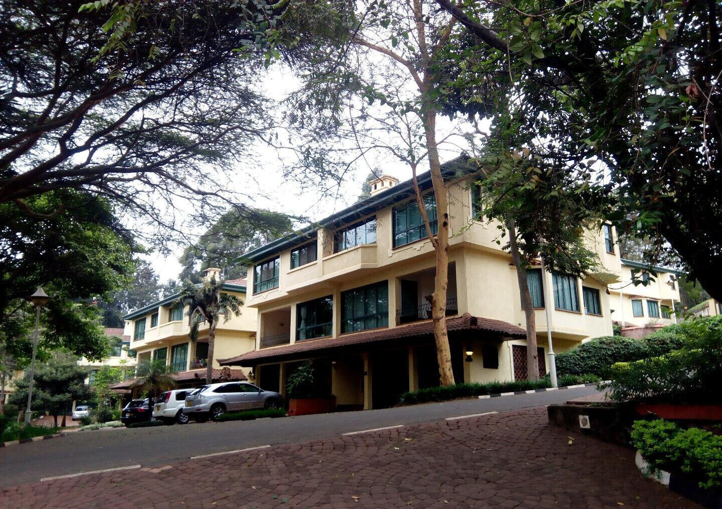 3BR En-Suite Townhouse with Backup Generator & Borehole - Westlands