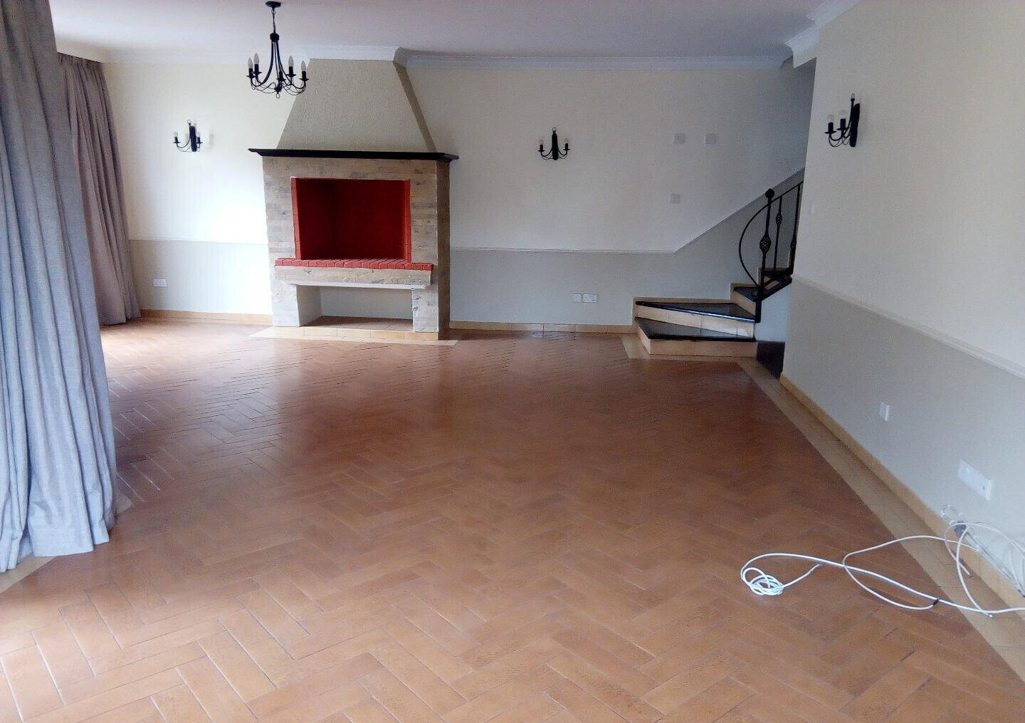 3BR En-Suite Townhouse with Backup Generator & Borehole - Westlands