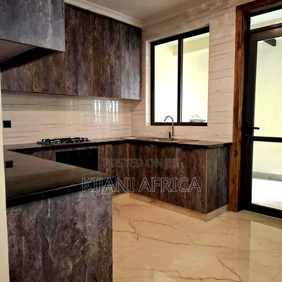 4bdrm Maisonette in Ruaka for sale - Image 5