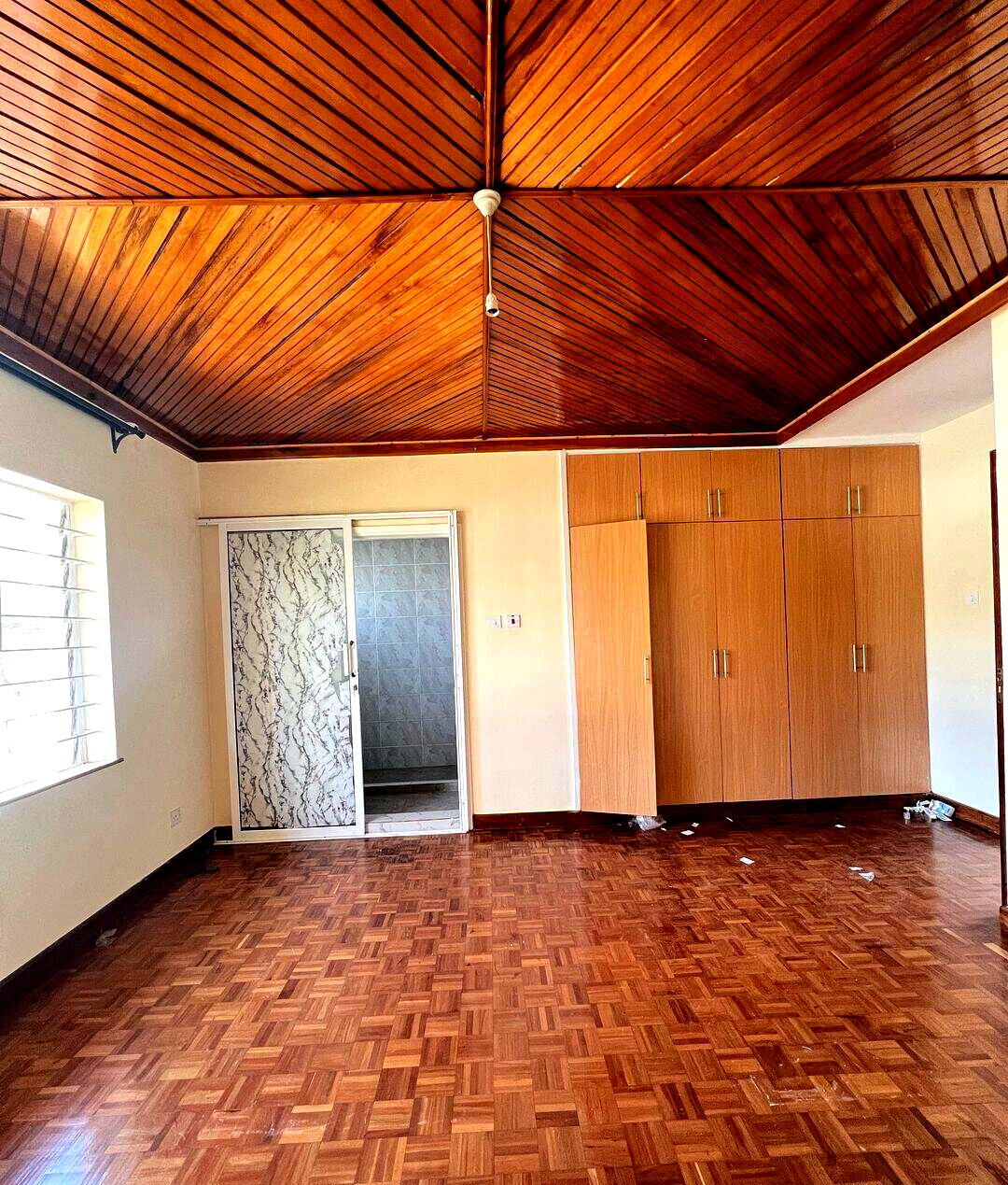 Pet Friendly 3BR in Kilimani at KSh 100K