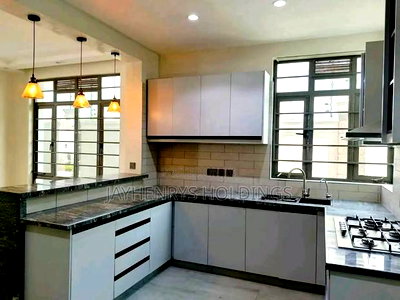 4bdrm House in Membley Estate for sale - Image 11