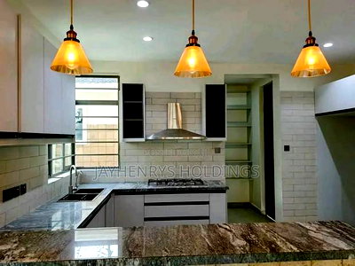 4bdrm House in Membley Estate for sale - Image 8