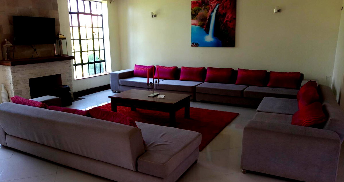 4BR En-Suite Townhouse with Sunken Lounge & Fireplace - Kitisuru