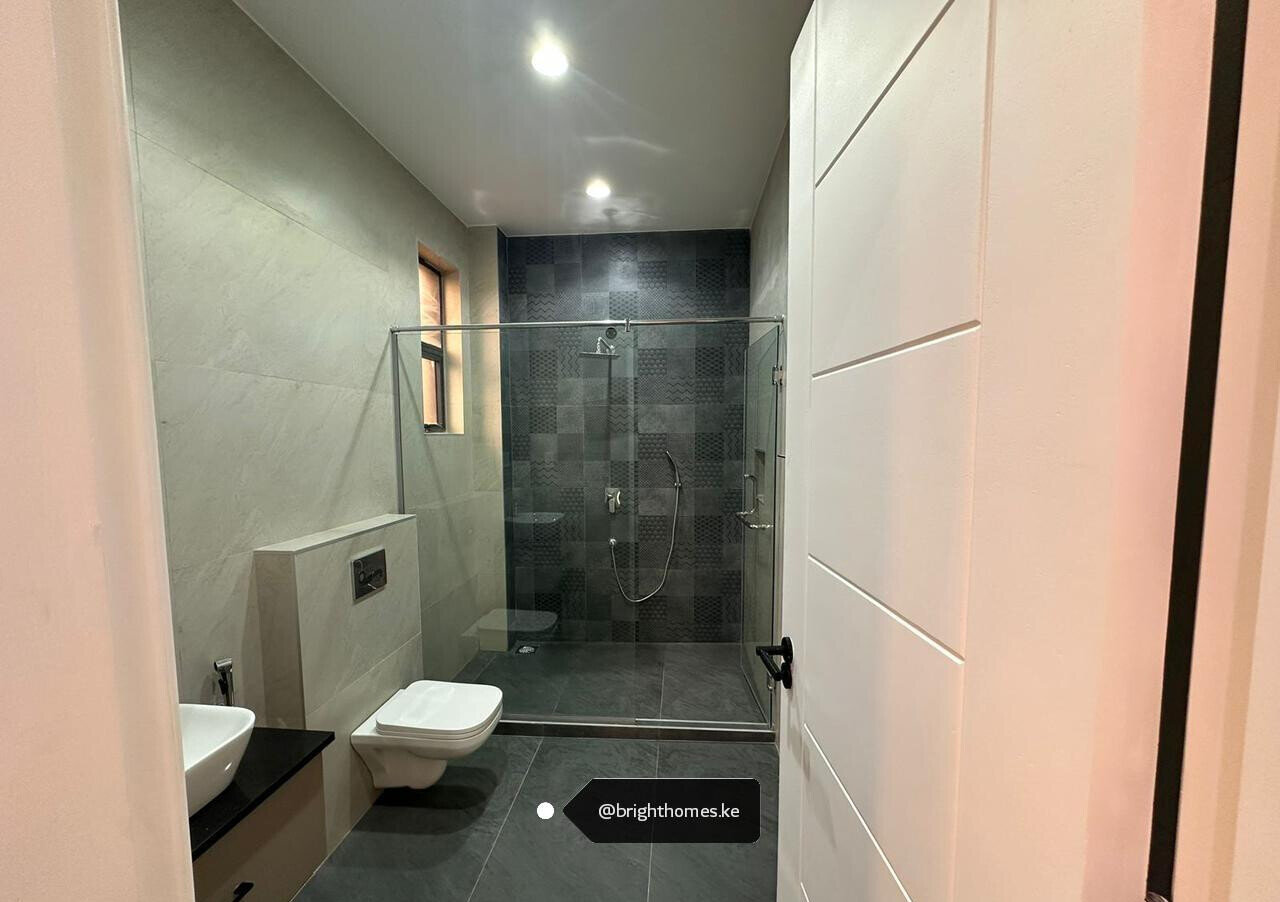 Newly Built 4-Ensuite Townhouse with Generator - Lavington