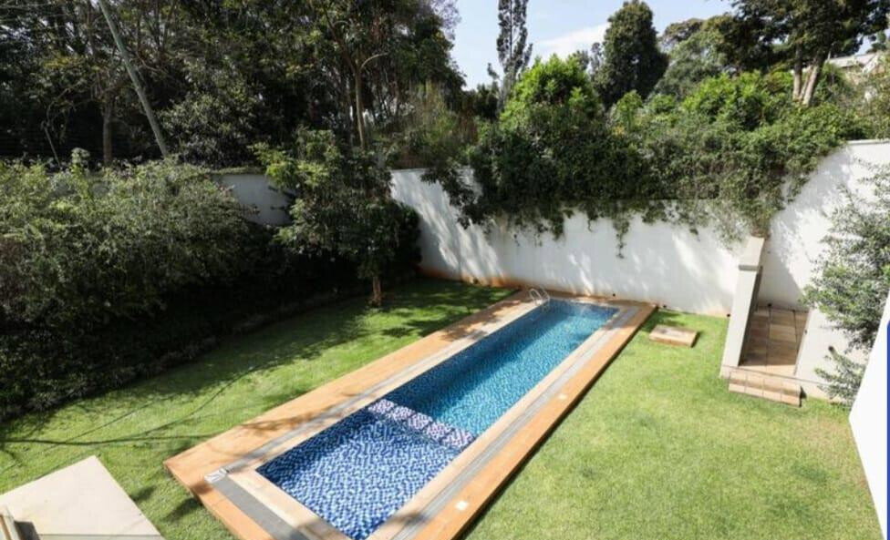 0.15 Acre Luxury Villa for Rent