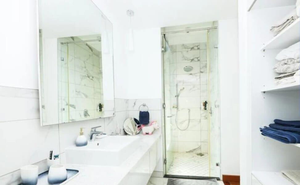 0.15 Acre Luxury Villa for Rent
