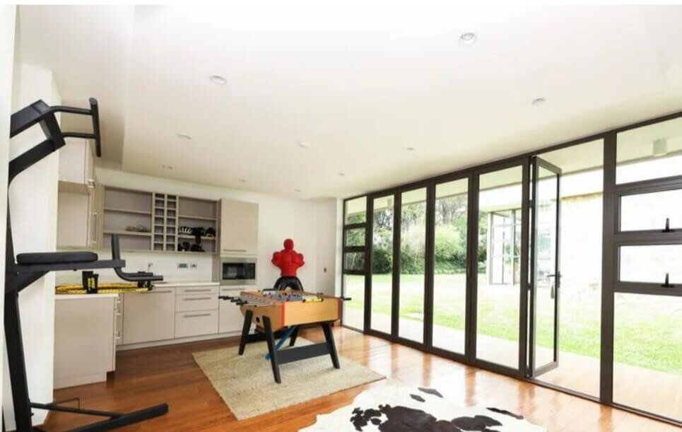 0.15 Acre Luxury Villa for Rent