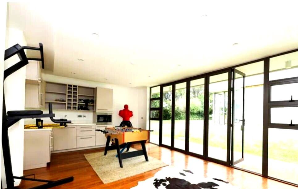 0.15 Acre Luxury Villa for Rent
