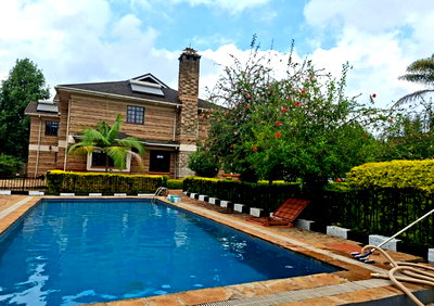 6BR Garden Home on 100x100 Plot