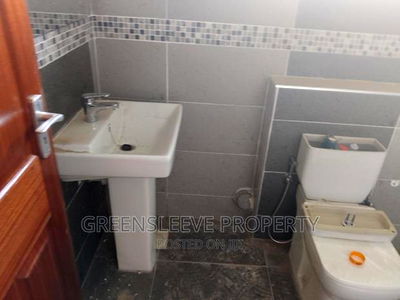 4bdrm Townhouse/Terrace in Karened, Kikuyu for sale - Image 3