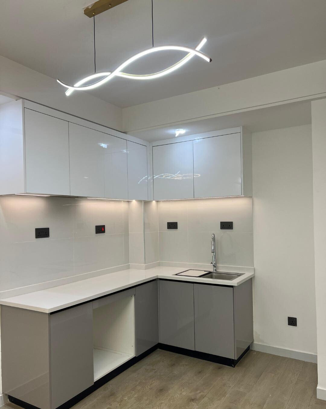 1BR Townhouse with Pool & Gym Access - Westlands