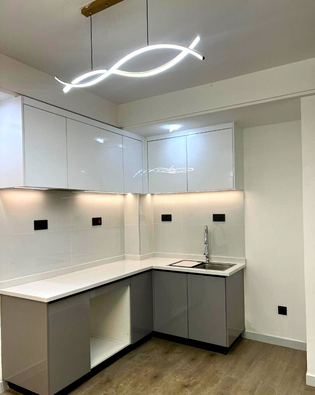 1BR Townhouse with Pool & Gym Access - Westlands