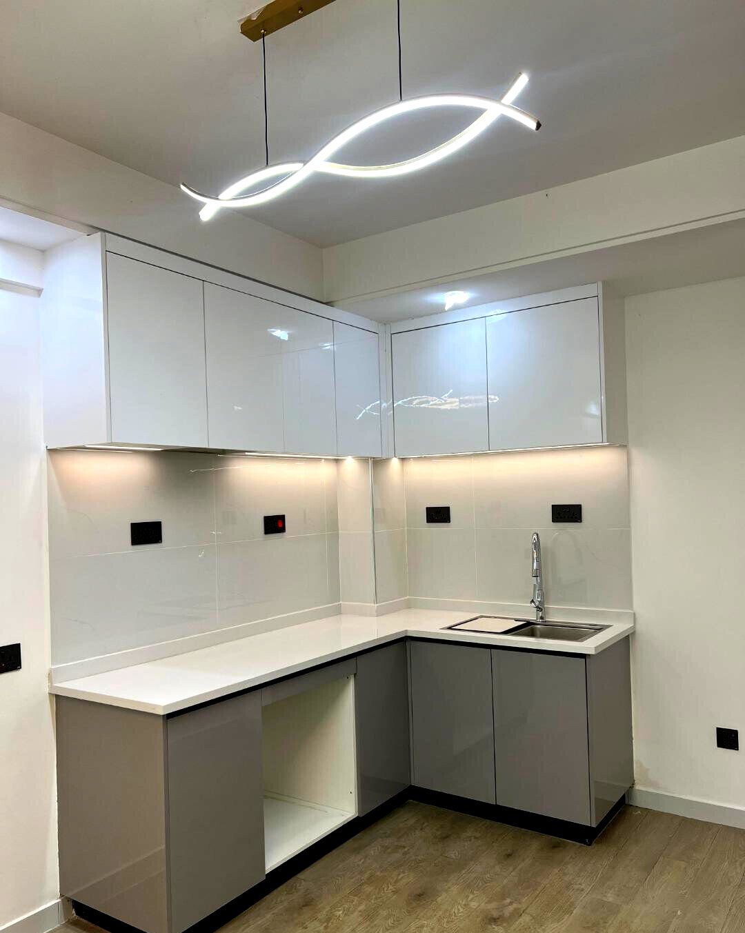 1BR Townhouse with Pool & Gym Access - Westlands