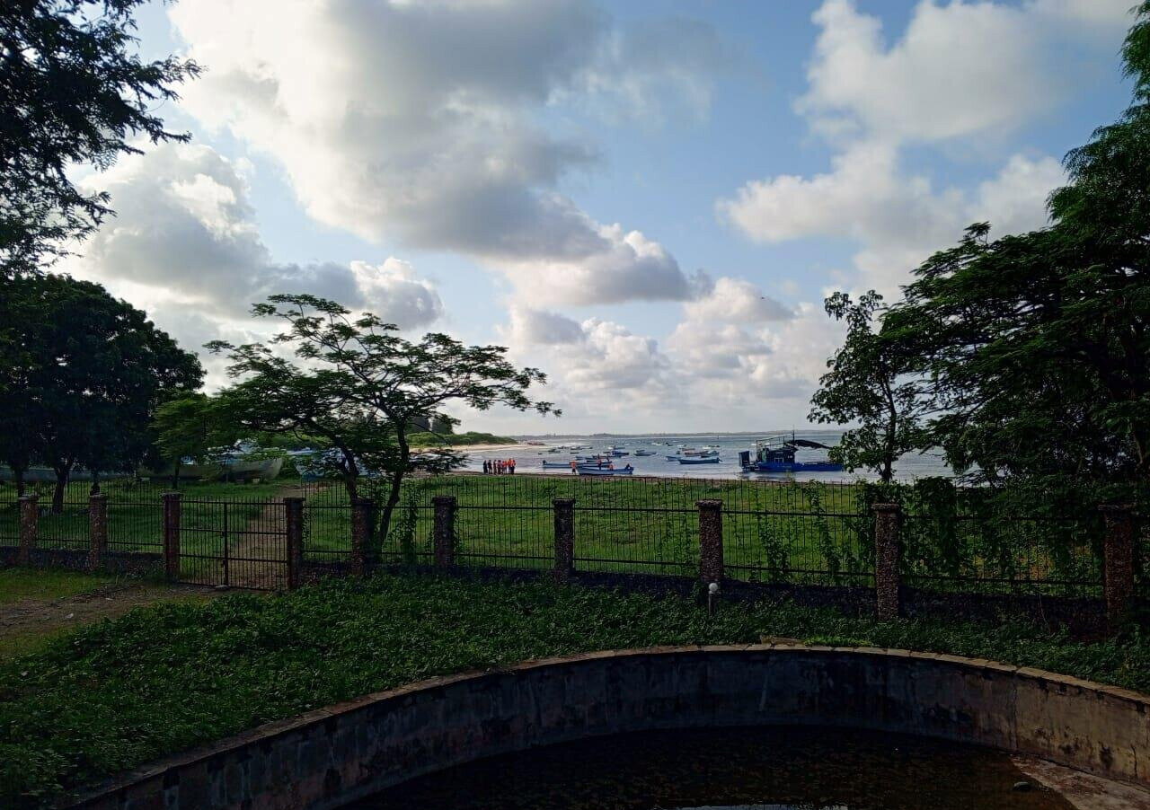 14-Bedroom Beach Townhouse with Boat Access – Malindi