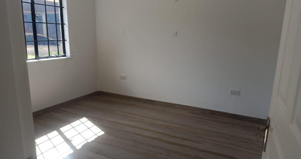 4-Bedroom Townhouse with Expansive Garden – Karen