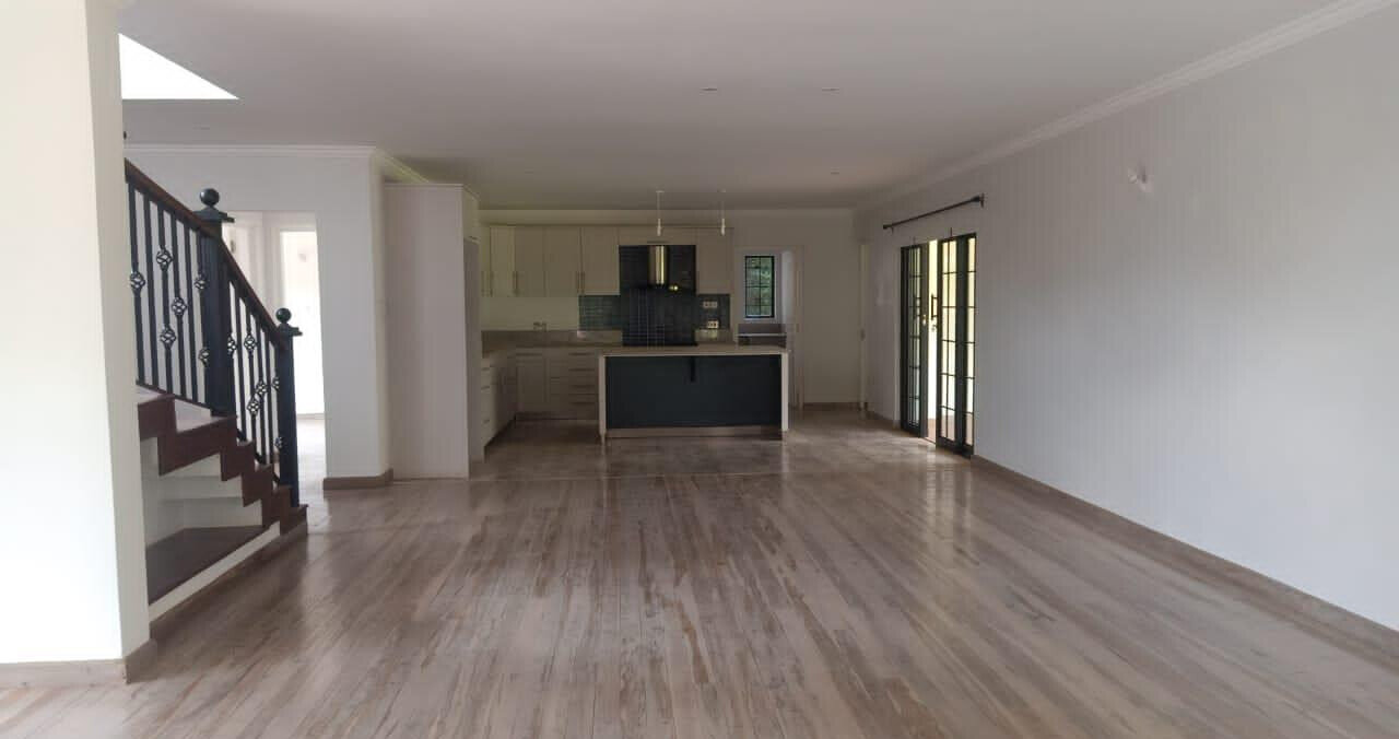 4-Bedroom Townhouse with Expansive Garden – Karen