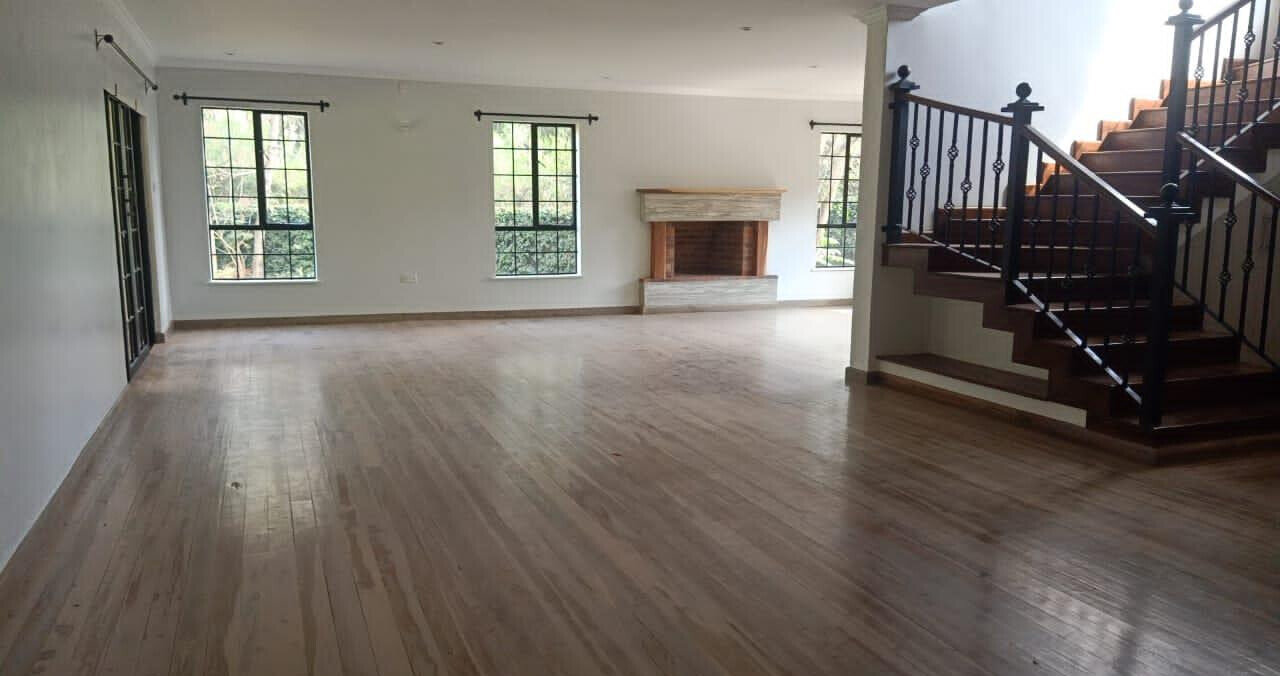 4-Bedroom Townhouse with Expansive Garden – Karen