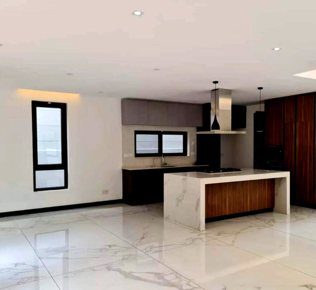 5BR All-Ensuite Townhouse with Karura Views & Private Garden – Peponi, Nairobi