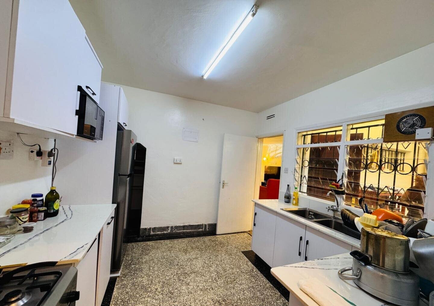 3BR Townhouse with Designer Kitchen & Walk-in Wardrobe - Westlands