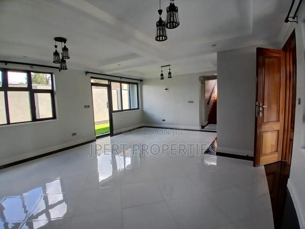 4bdrm Maisonette in Muthaiga for rent