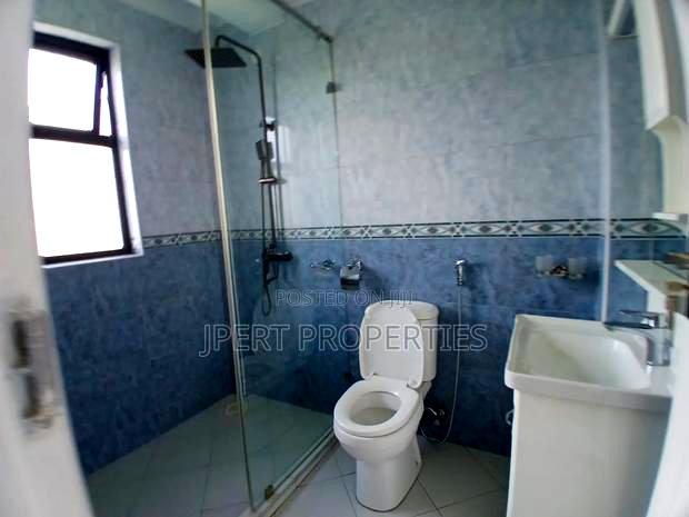 4bdrm Maisonette in Muthaiga for rent