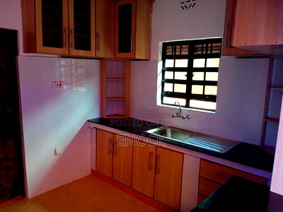 3bdrm Bungalow in Kibulgeny, Kiplombe for sale - Image 4