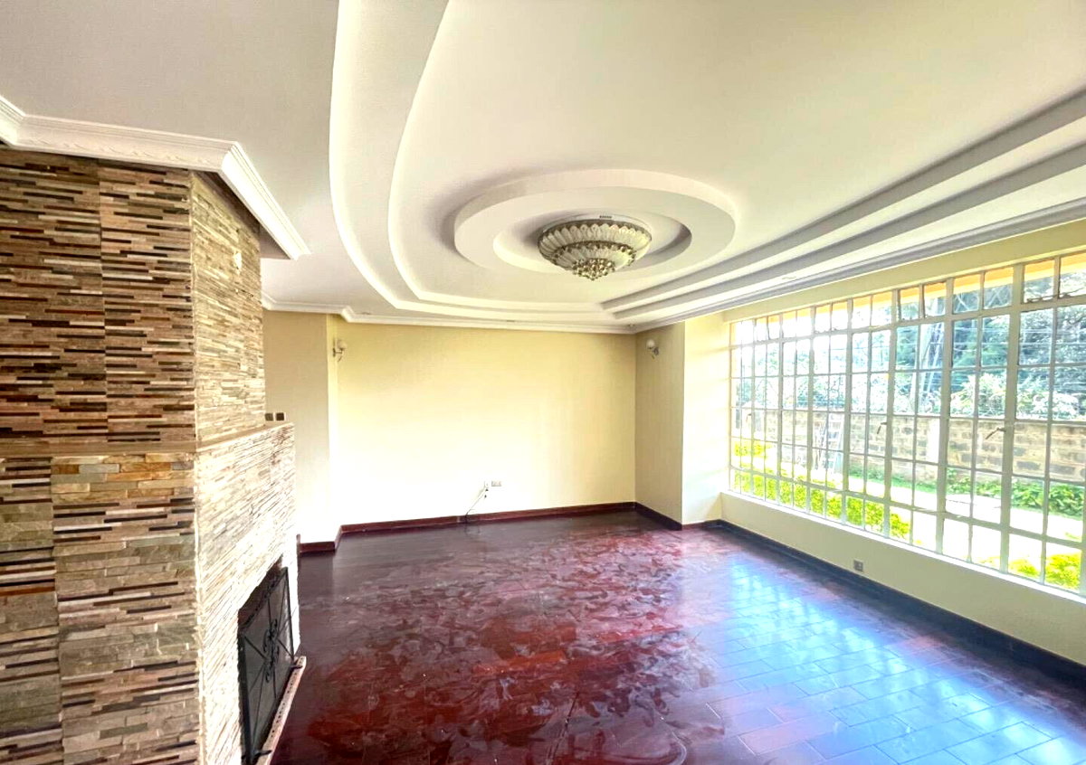 5-Ensuite Townhouse with Fireplace & DSQ - Lavington Gated Community