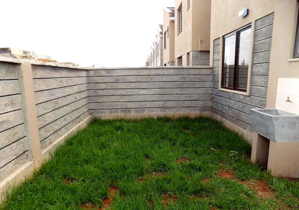 4BR Townhouse with Solar & Clubhouse - Syokimau
