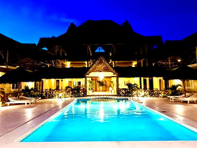 Newly Built Beach Hotel for Sale - Image 2