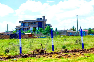 Touching Katani Rd - Image 1