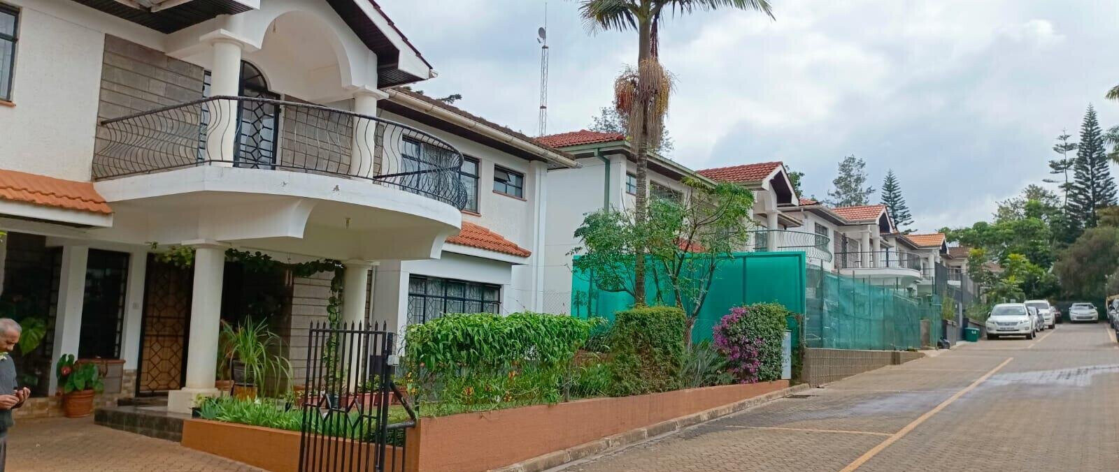 Vastu-Designed 4-Ensuite Townhouse with DSQ - Westlands