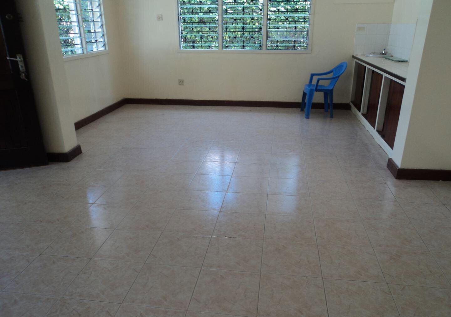 1.2 Acre Garden Home for Rent at KSh 80K