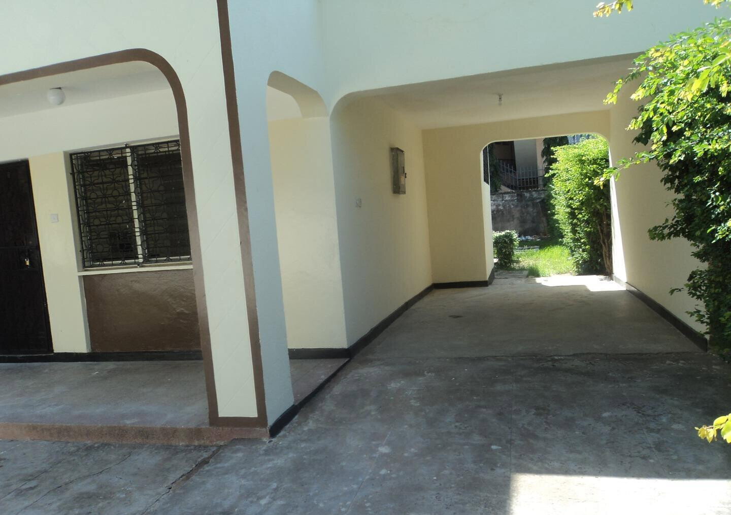 1.2 Acre Garden Home for Rent at KSh 80K