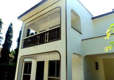 1.2 Acre Garden Home for Rent at KSh 80K