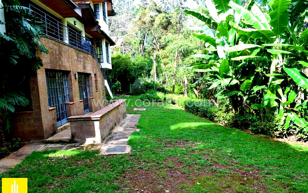 5-Ensuite Villa on Half-Acre with Rooftop Terrace - Lower Kabete