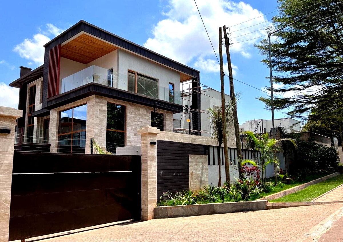 6-Ensuite Smart Villa with Lift & Home Office - Lavington