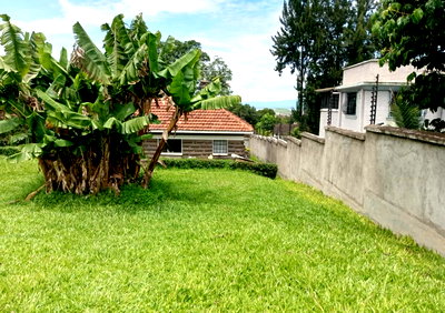 1/2 Acre 4BR Home in Nakuru