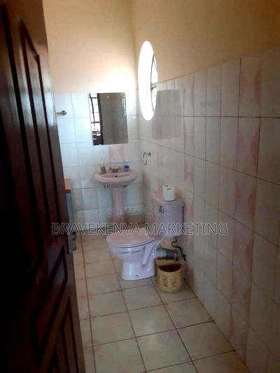 5bdrm Mansion in Mimosa, Runda for sale - Image 14