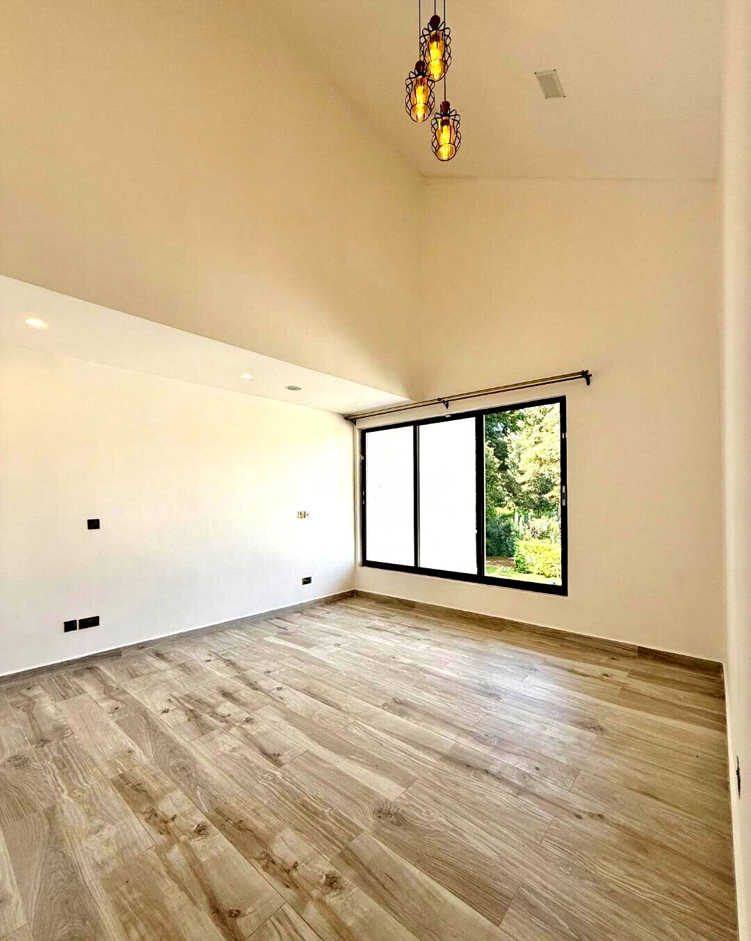 Triple-Height Entrance Townhouse with Pool & Study – Karen