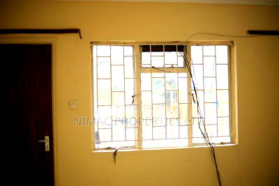 3bdrm Apartment in Woodley Estate for rent - Image 3