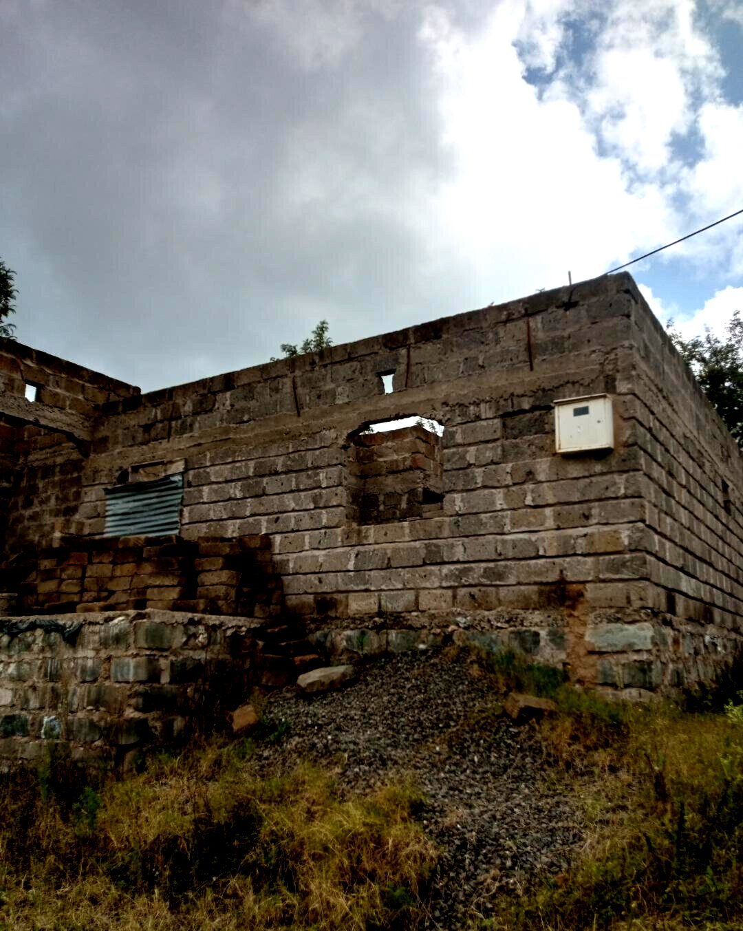 1/8 Acre Plot with Unfinished Mansion