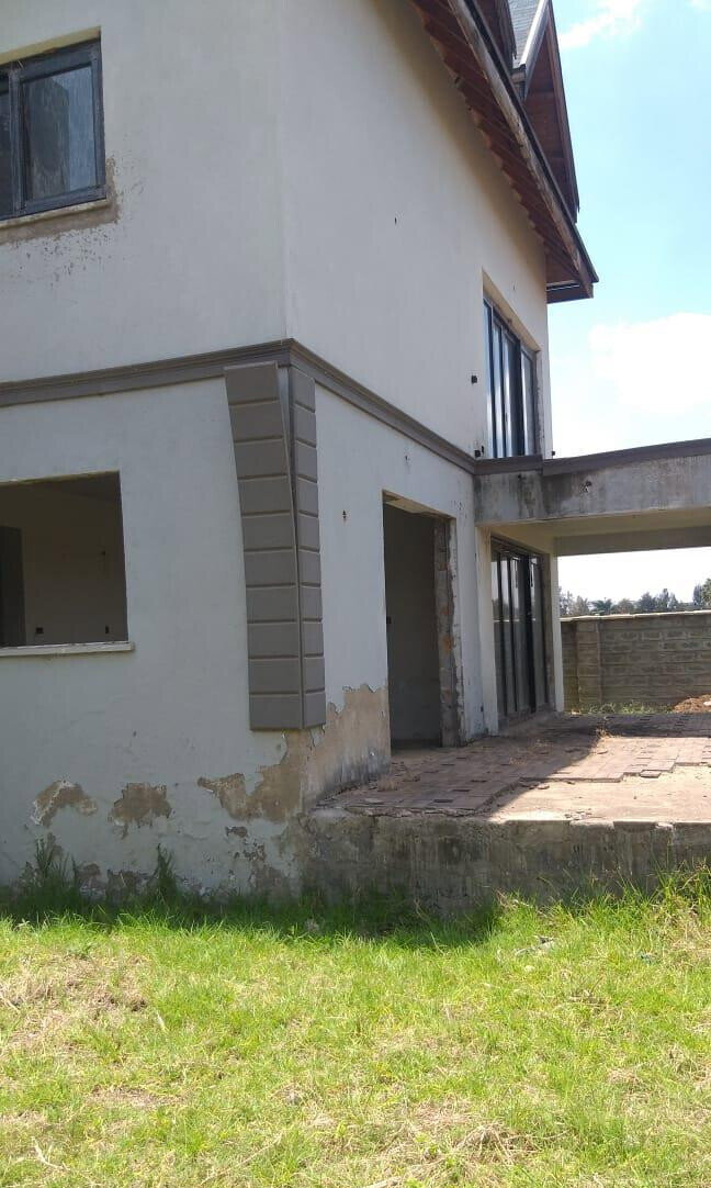Unfinished 5-Bed Townhouse on Half-Acre – Karen Plains