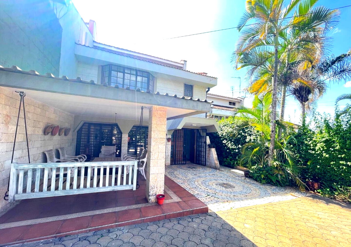 Fully Renovated 4BR Maisonette with Office & Inverter - Westlands